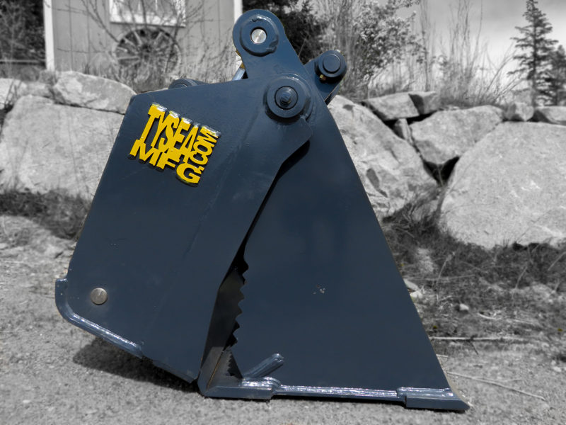 4-in-1 excavator grapple buckets used for grabbing, digging, cleaning, back blading and operational as a clamshell bucket.