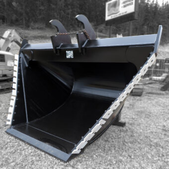 Black excavator v bucket with white side serrated cutting edges and smooth bolt on bottom edge