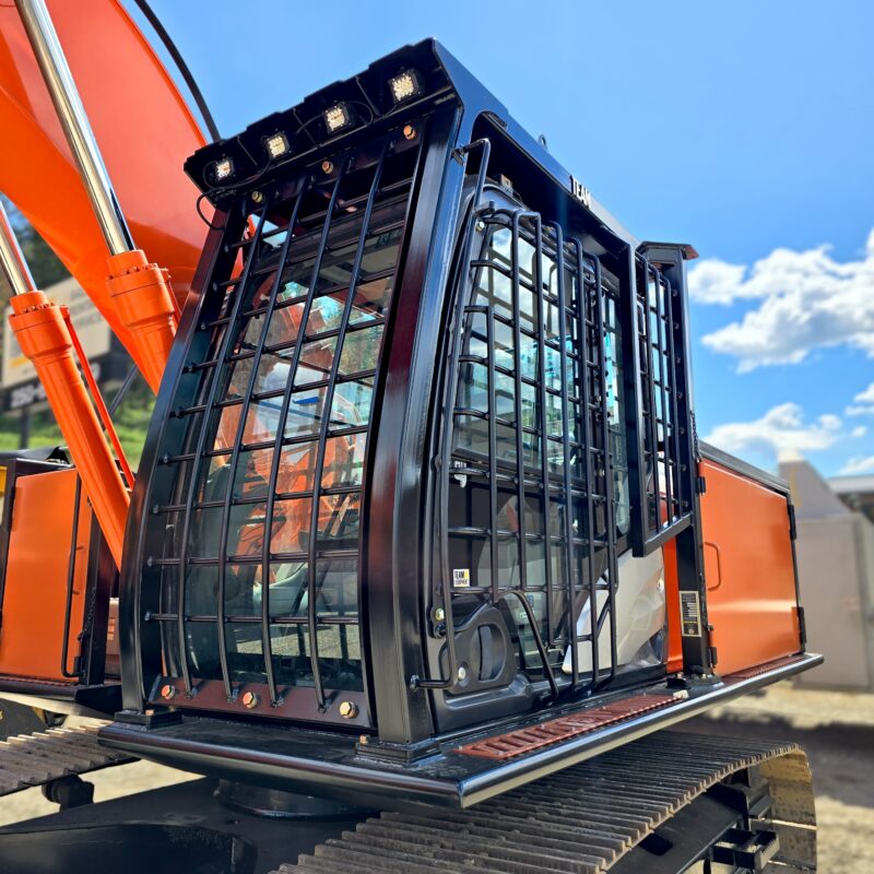 20240523_134752-Photoroom Hitachi excavator with FOPS and cab guarding installed