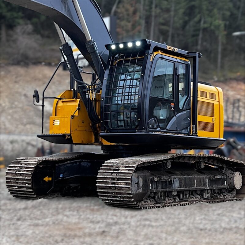 JONH-DEERE-EXCAVATOR-CAB-GUARDING-FOPS