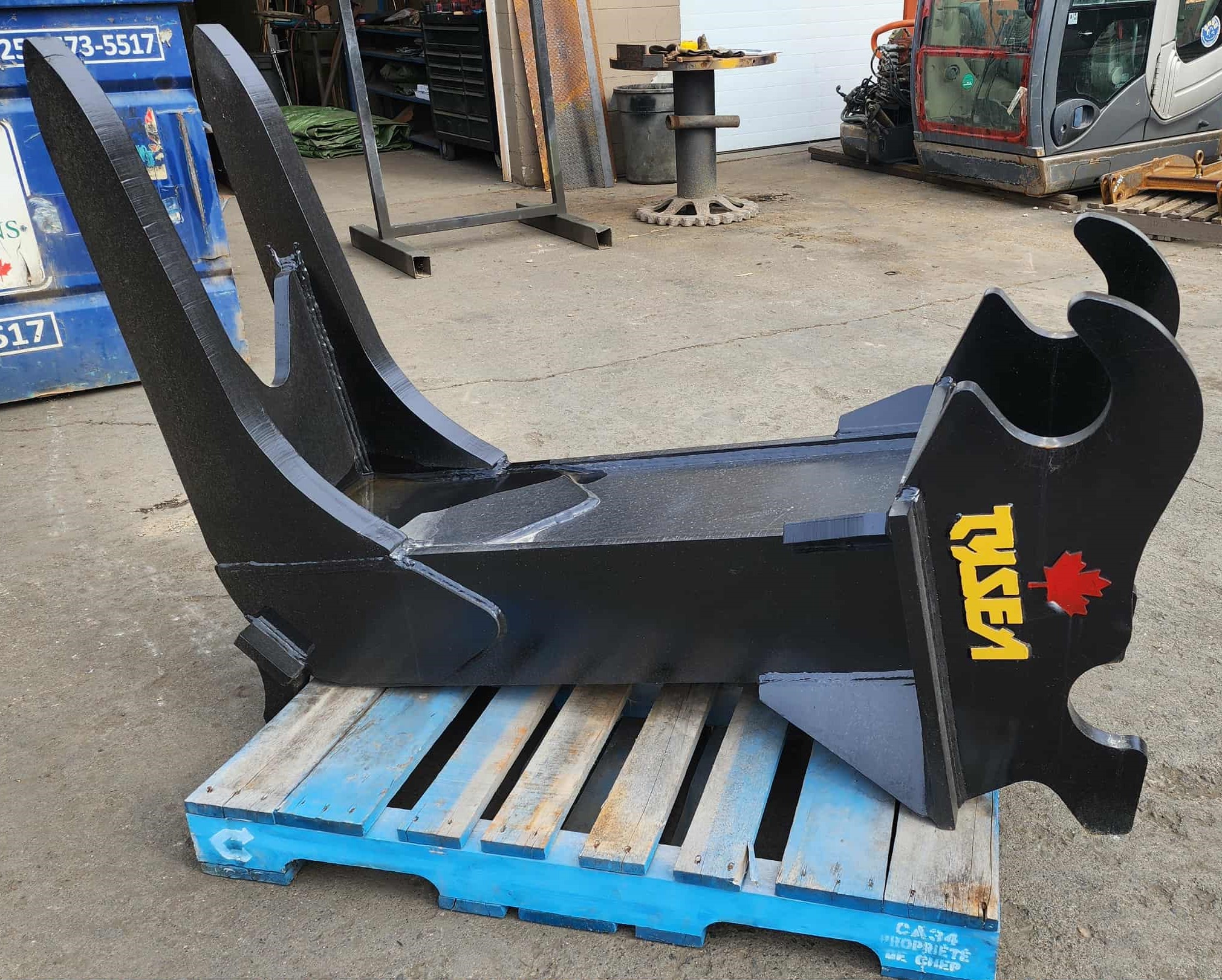 Excavator stump puller attachment