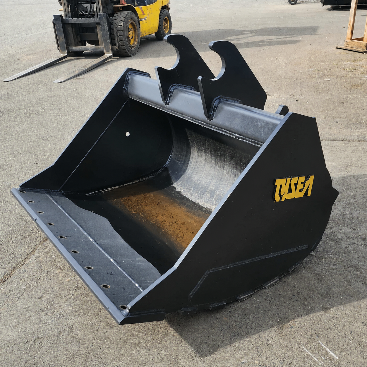 54" Excavator cleanup bucket for sale